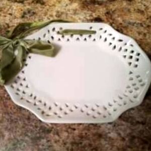 Shabby Chic Cut-Out Hanging Plate